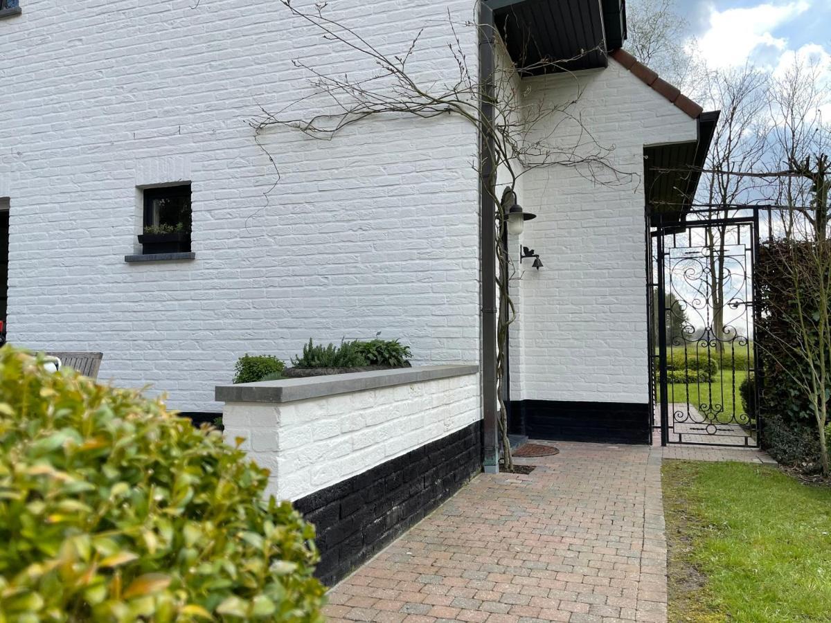 No Tempo Villa Knesselare Exteriör bild